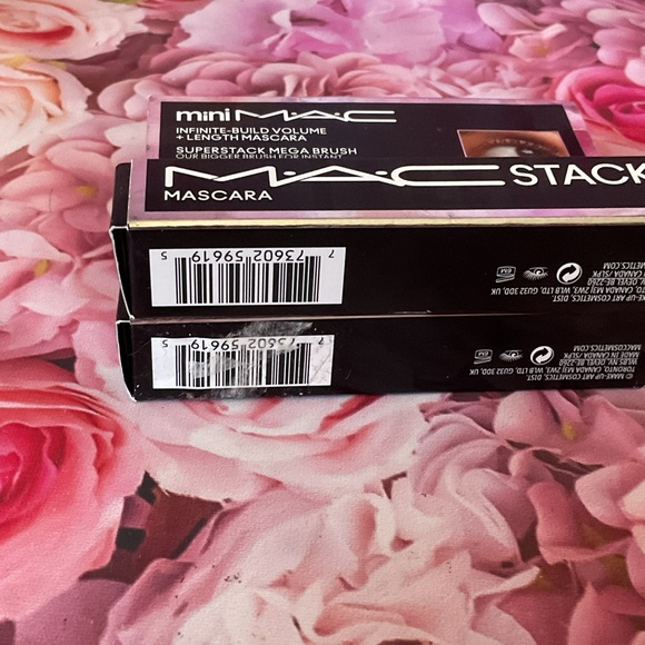 COPY - COPY - MAC Superstack mega brush mascara bundle - Picture 4 of 4